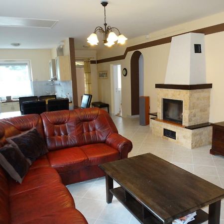 House Magnolia Velence Exterior foto