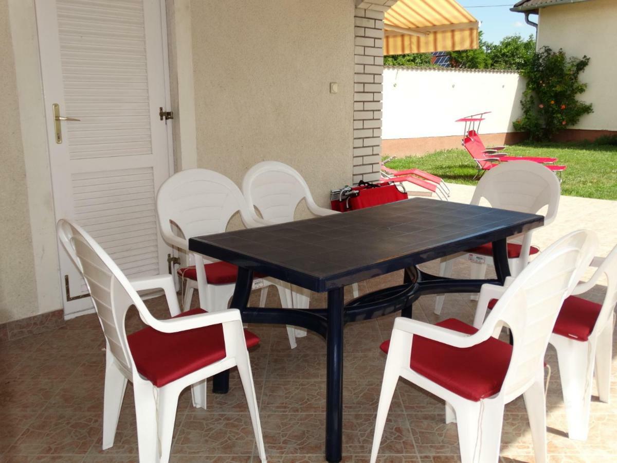 House Magnolia Velence Exterior foto